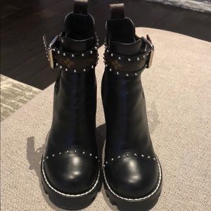 Louis Vuitton Boots